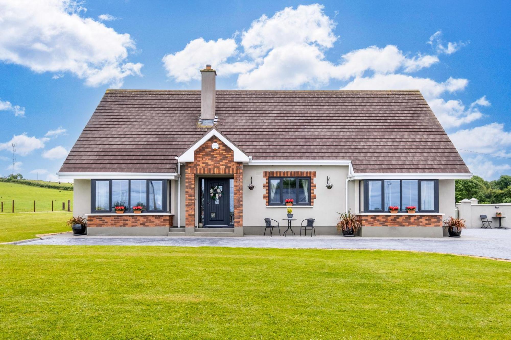Keeraun Hill Bed and Breakfast Banagher Exteriör bild